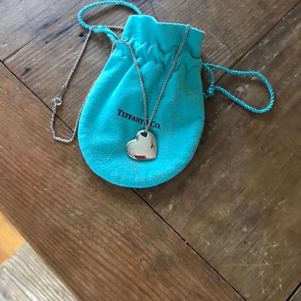 Tiffany & Co cut out heart pendent necklace